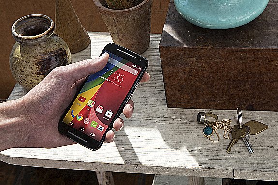 Moto G Hero Lifestyle Shot