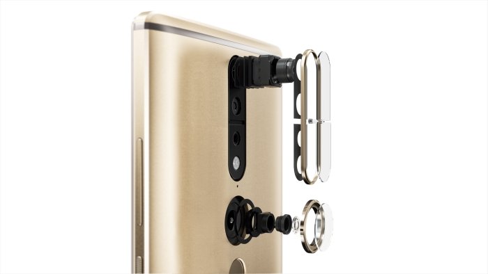 08 Phab2 Pro Exploded Camera Closeup