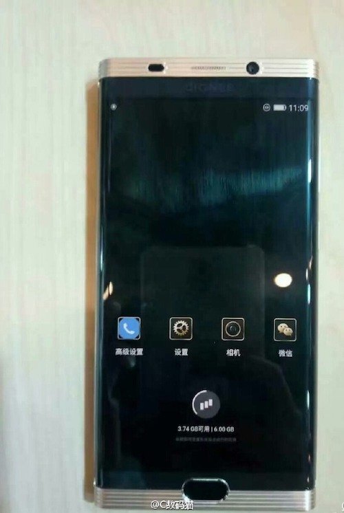 Gionee m2017 display