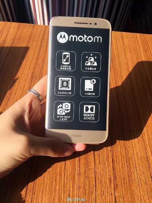 Moto m front