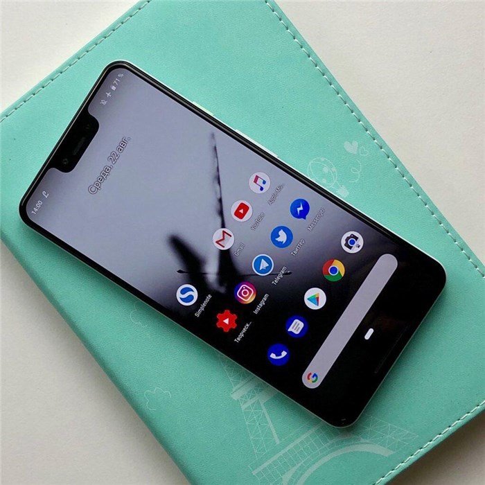 Pixel 3 XL live photos leaked