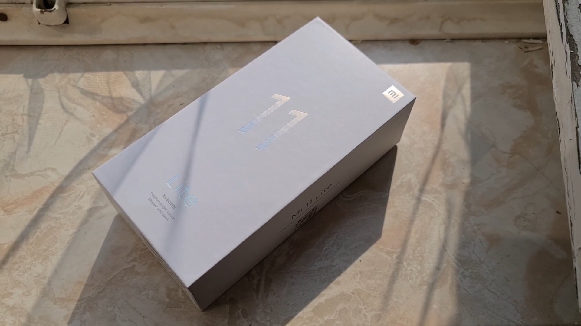 Xiaomi Mi 11 Lite leaked hands-on