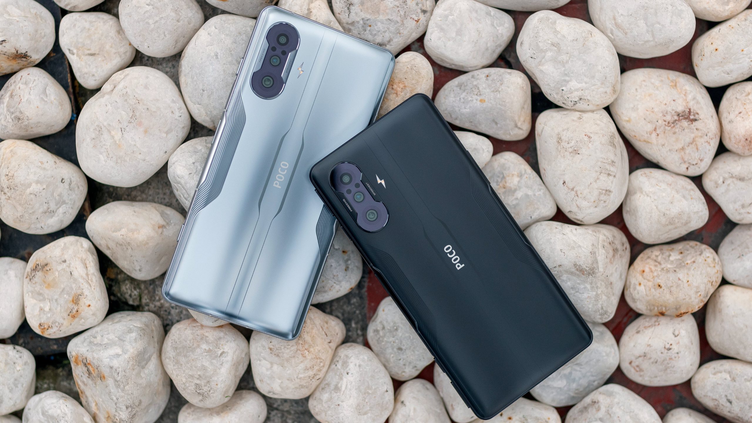 Poco F3 GT colours