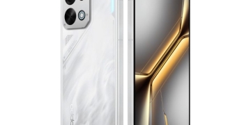 Oppo K15 in Speed White, official render showing the rear camera module and the 6.59-inch display