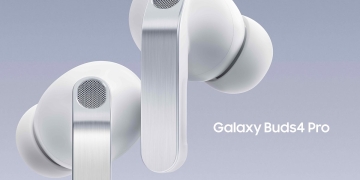 Samsung Galaxy Buds4 Pro in silver white, official press render