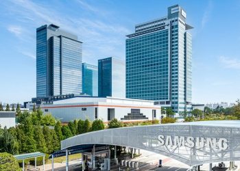 Samsung Electronics corporate campus, illustrating the reported Samsung Q4 2026 smartphone production cut